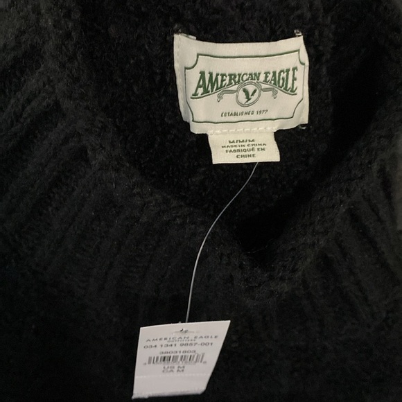 American Eagle Boucle Mock Neck Sweater Size Medium NWT - Picture 7 of 9
